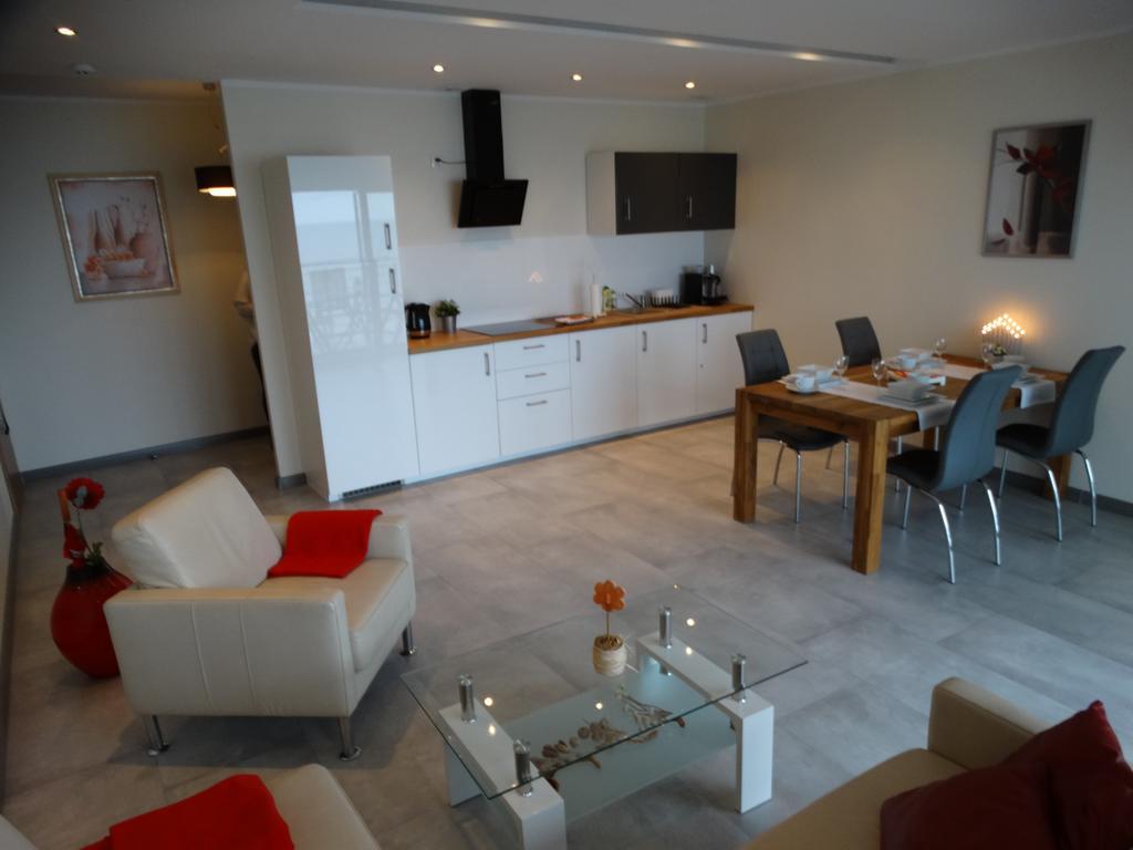 Aldi Apartments Porta Mare Дзивновек Экстерьер фото
